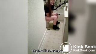 Girl Poops And Fingers Herself In Front Of Bf!