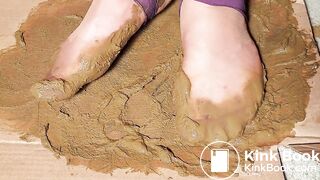 nyloned asian play dirty dog scat gunky feets