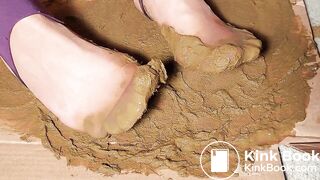 nyloned asian play dirty dog scat gunky feets