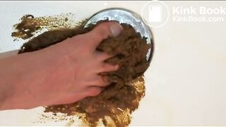 Messy feet 1