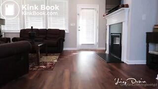 Big Booty Ebony Goddess Takes A Shit