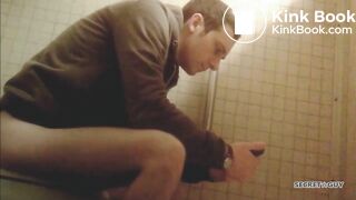 Straight Dude Shits At A Store!