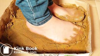 sexy chinese feet full of dog scat in pantyhose 2