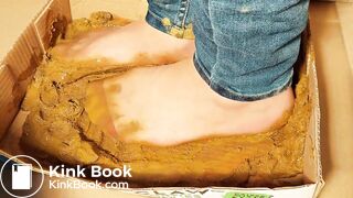 sexy chinese feet full of dog scat in pantyhose 2