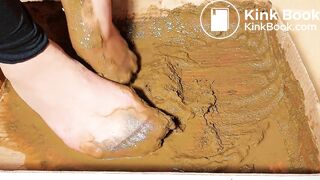 nyloned asian play dirty dog scat gunky feets 4