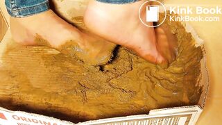 Chinese Shitty Gunky glue of dog scat pantyhose 1