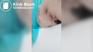 Mommy drops the deuce