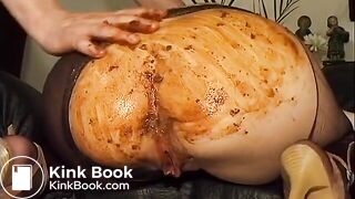 couple play with scat
