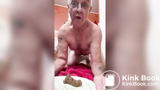 Enjoying some scat with my piss