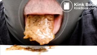 poo gobbeler