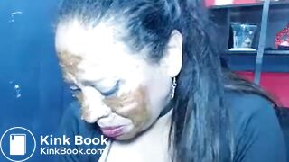 Latina scat face