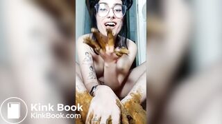 Hot scat girl need her name plz