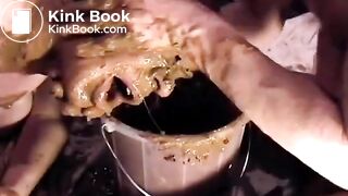 scat bucket