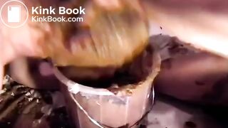 scat bucket