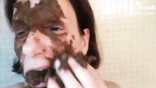 Nasty milf smearing shit on her face