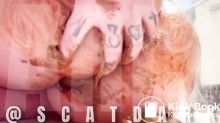 Aris Dark shitting ScatDark