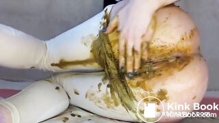 When white yoga pants turn brown.