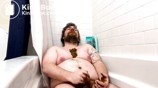shit pig eater in the tub