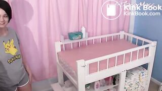 diaper mess video colleciton