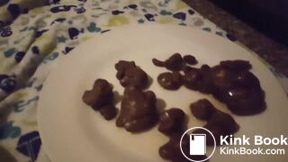 SCAT - FoxyJ pooping