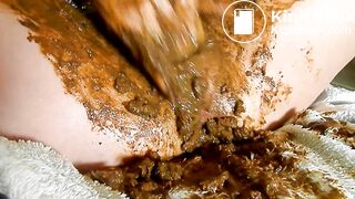 Shit stuffed Pussy and Banana as Dildo