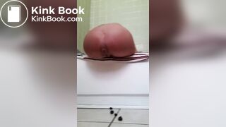 SCAT - FoxyJ pooping