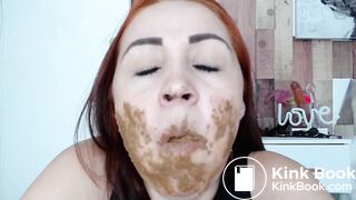 Sexy Latina loves shit