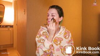 crazy chick smears shit and fucks