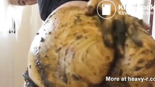SCAT - Miss Anja Pooping