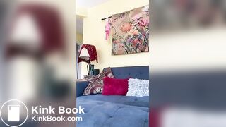 SCAT - Molly pooping