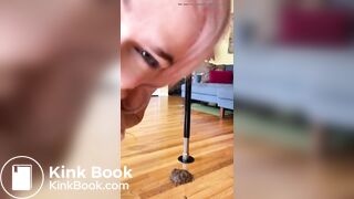 SCAT - Molly pooping
