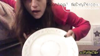 SCAT - Dirty Princess pooping