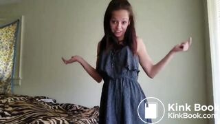 SCAT - FoxyJ pooping