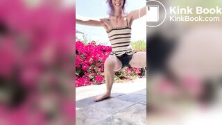 SCAT - Molly pooping