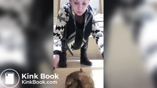 SCAT - FoxyJ pooping
