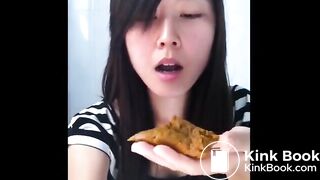 Beautiful Chinese scat girl pooping and eating own