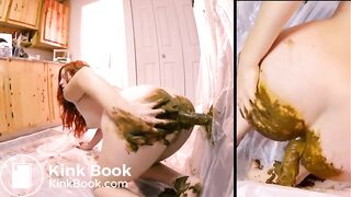 Solo scat girl fucking dildo