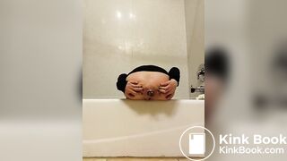 SCAT - FoxyJ pooping