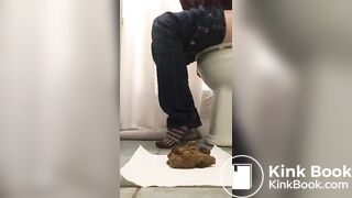 SCAT - FoxyJ pooping