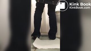 SCAT - FoxyJ pooping