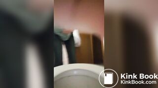 SCAT - FoxyJ pooping