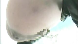 SCAT - Asian girls pooping in the toilet