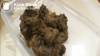 SCAT - Asian girls pooping in the toilet