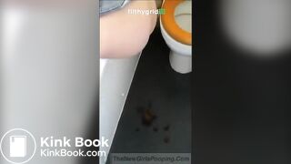 SCAT - SouthernCharm Pooping
