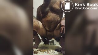 Dildo and piss