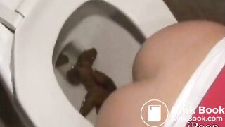 SCAT - Sexy girls Pooping 9