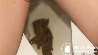 SCAT - Sexy girls Pooping 9