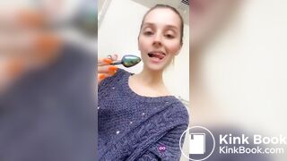 SCAT - Hot girls Pooping
