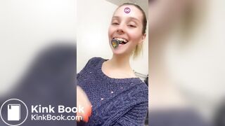 SCAT - Hot girls Pooping
