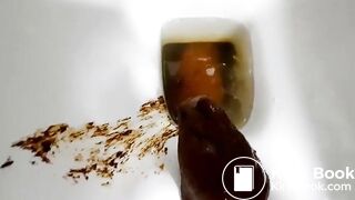 SCAT - Sexy girls Pooping 10